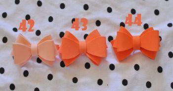 Vintage bows "Super" waterproof Peach