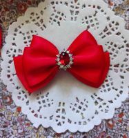 Vintage Show bows for yorkie white glossium