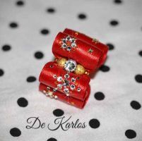 912   бант для шоу красный " Снежинки"  со SWAROVSKI